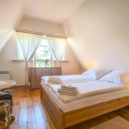 Za Zakretem 山林小屋 *