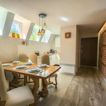 Za Zakretem Lodge Rowy (Pomerania)