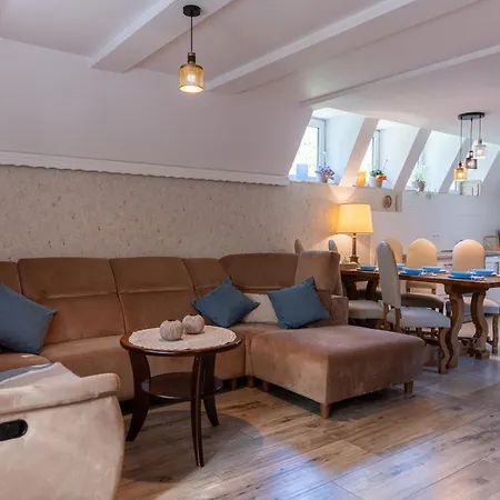 Za Zakretem Orman Evi